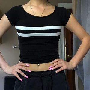 black/white crop t-shirt
